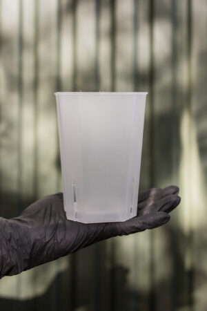 WYSOKA PLASTIKOWA DONICZKA KWADRATOWA